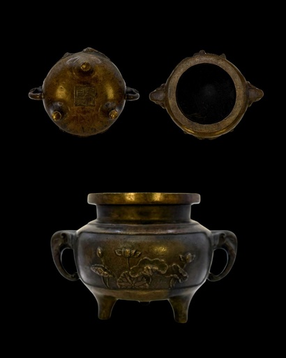 E000137 銅製三足鼎